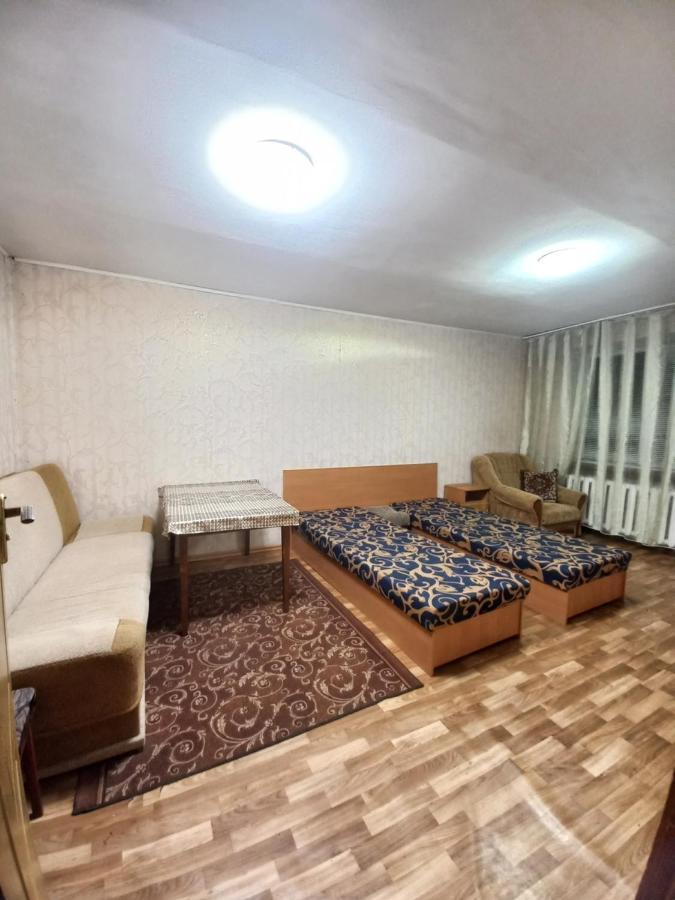 2 Комн Кв Юзр С Кондиционером, Раздел Комнаты Tscherkassy Exterior foto